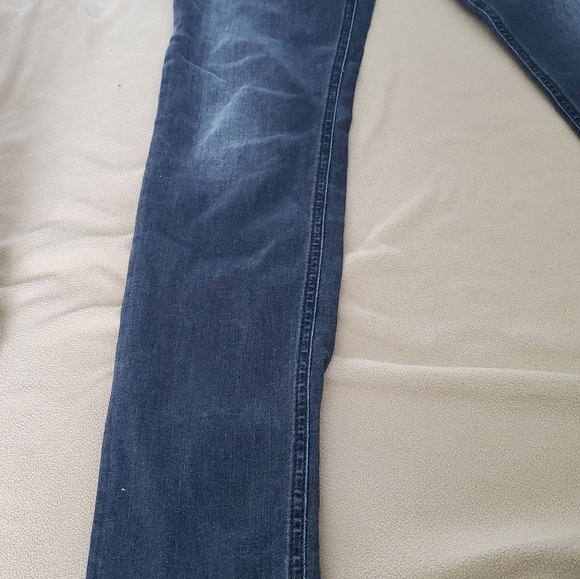 Silver Jeans - Picture 8 of 8